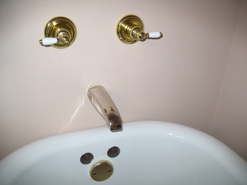 Help Retrofitting Handheld Shower Onto Clawfoot Tub Spout Terry